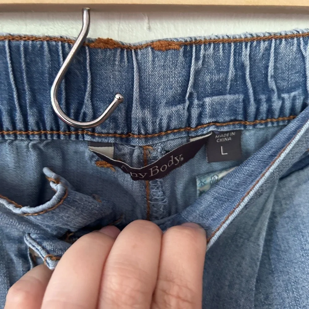 Any Body waist 17